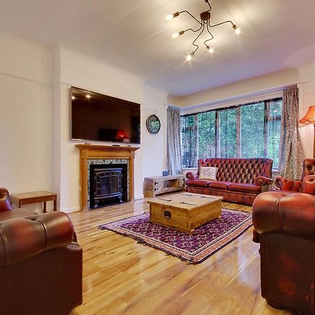 Cragside Villa With Hot Tub Борнмут Екстер'єр фото